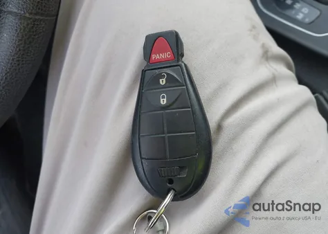 2019 Jeep Cherokee Latitude Fwd from USA, damaged, VIN 1C4PJLCB5KD178489